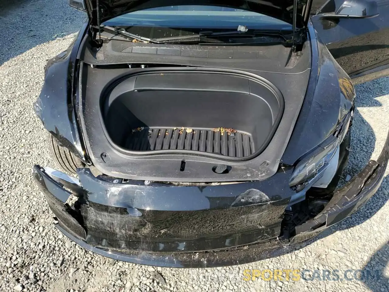 11 Photograph of a damaged car 5YJ3E1EB7RF757006 TESLA MODEL 3 2024
