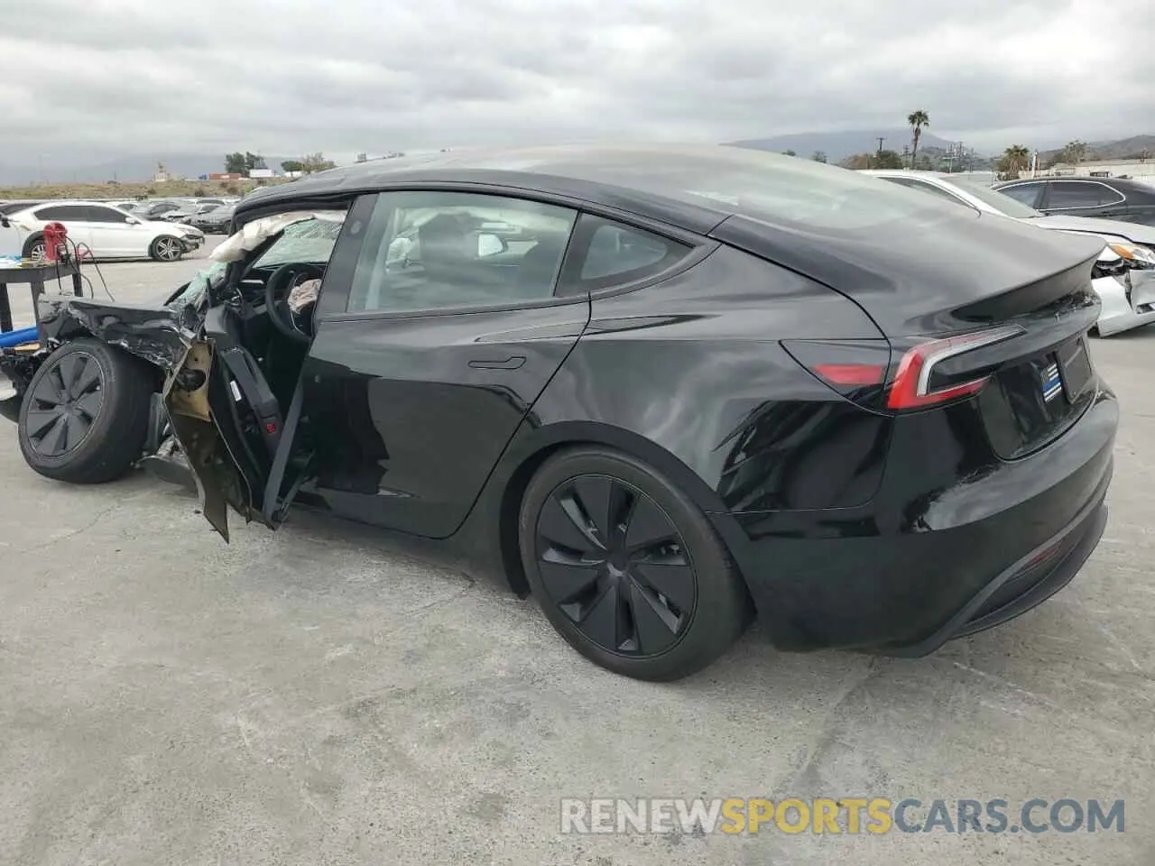 2 Photograph of a damaged car 5YJ3E1EB7RF787851 TESLA MODEL 3 2024