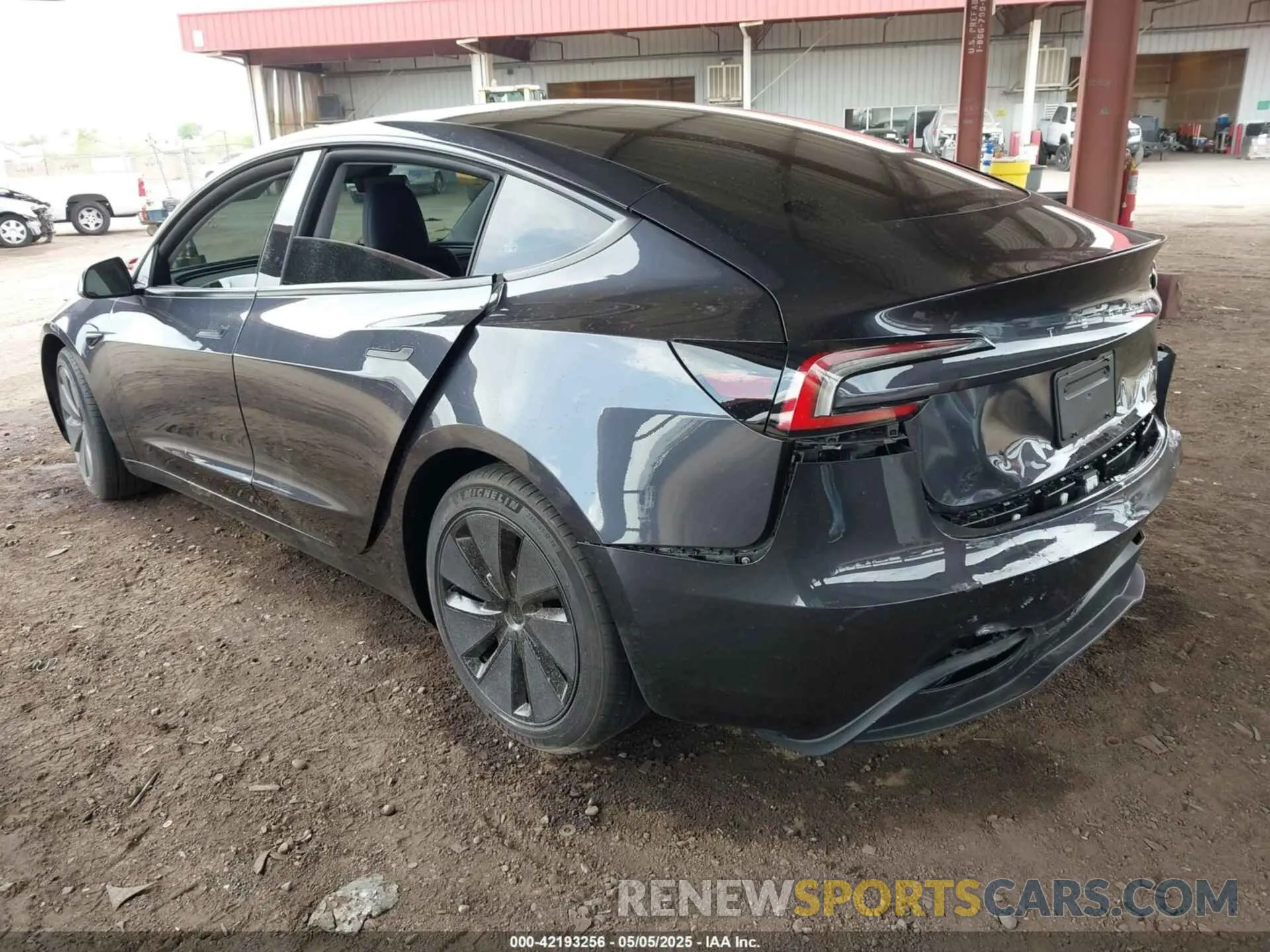 3 Photograph of a damaged car 5YJ3E1EB7RF815082 TESLA MODEL 3 2024