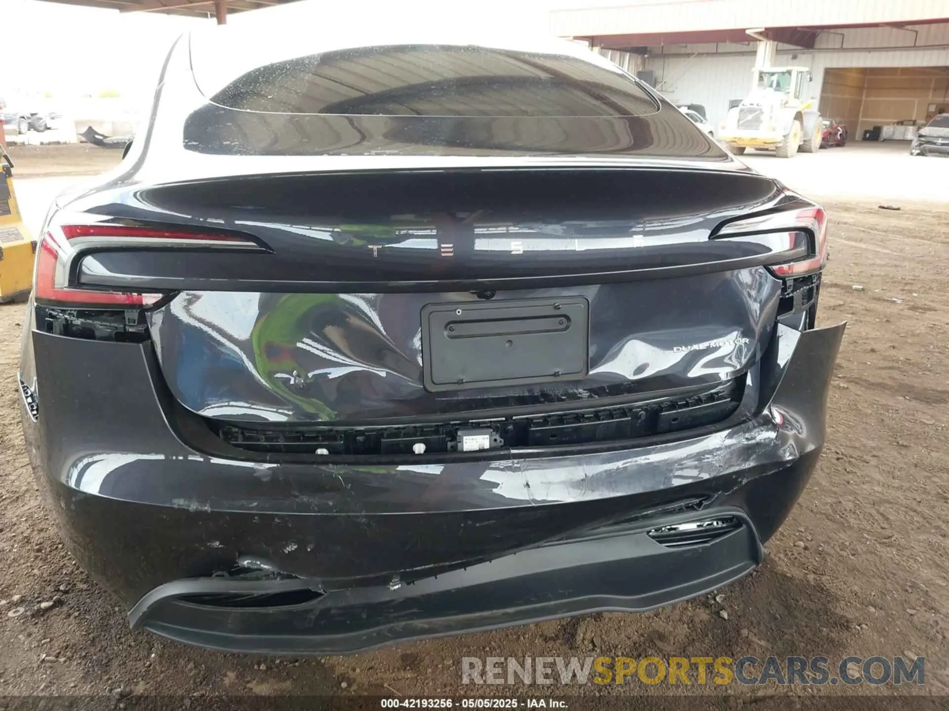 6 Photograph of a damaged car 5YJ3E1EB7RF815082 TESLA MODEL 3 2024