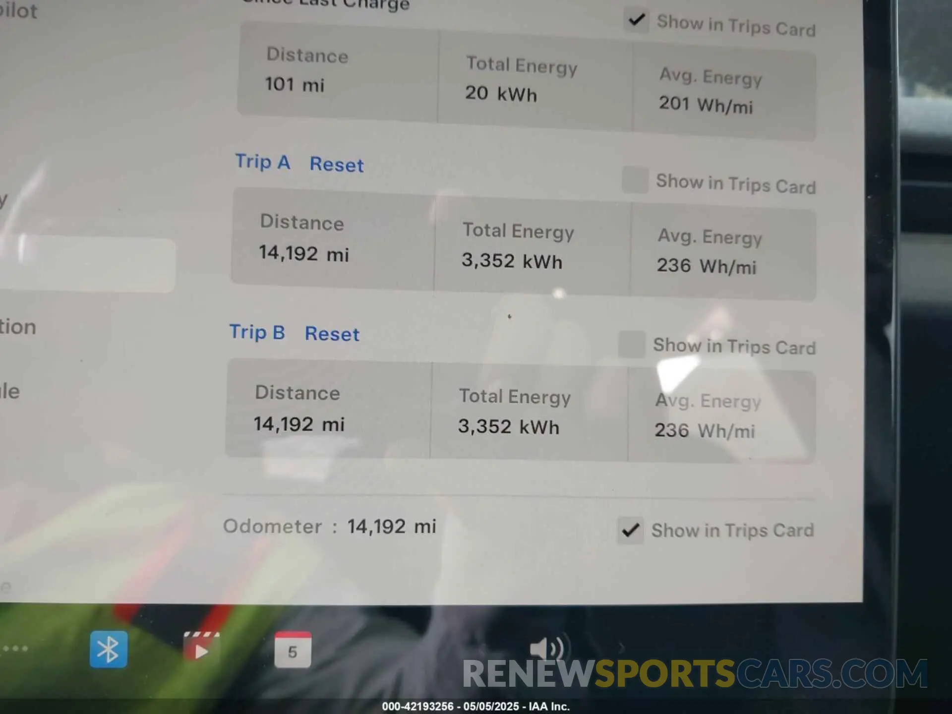 7 Photograph of a damaged car 5YJ3E1EB7RF815082 TESLA MODEL 3 2024