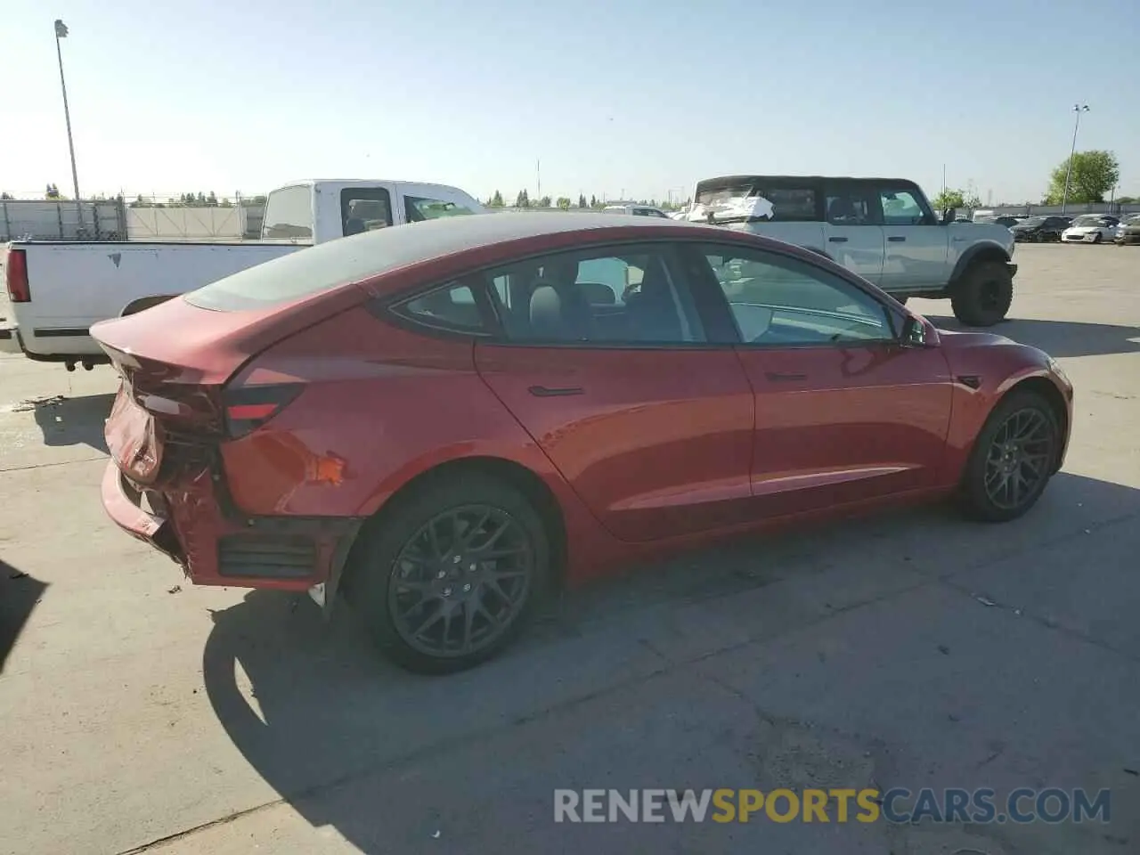 3 Photograph of a damaged car 5YJ3E1EB7RF819536 TESLA MODEL 3 2024