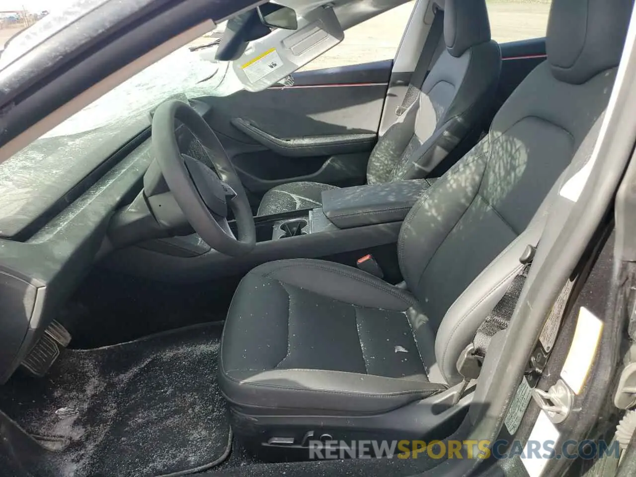 7 Photograph of a damaged car 5YJ3E1EB7RF847787 TESLA MODEL 3 2024