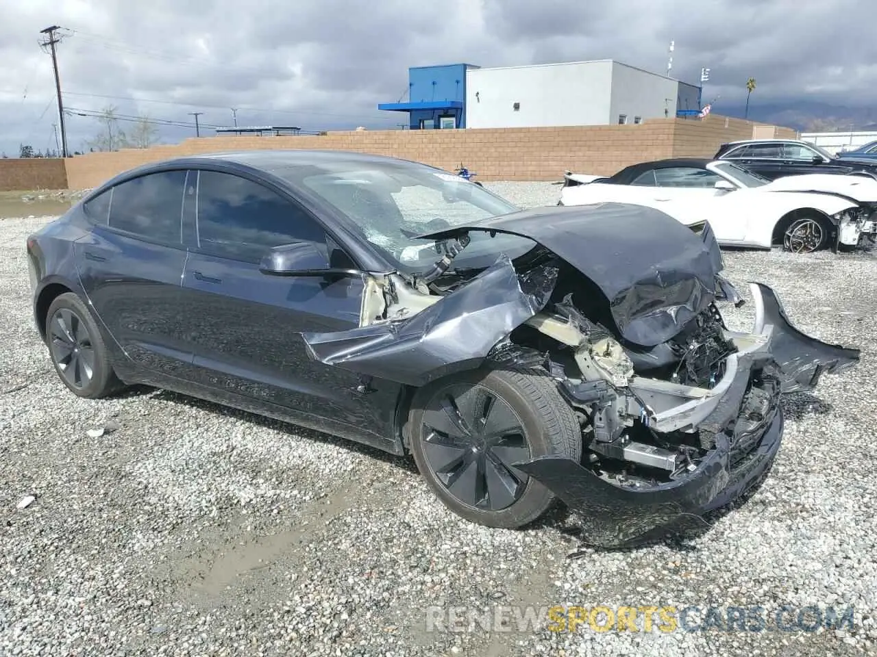 4 Photograph of a damaged car 5YJ3E1EB7RF848325 TESLA MODEL 3 2024