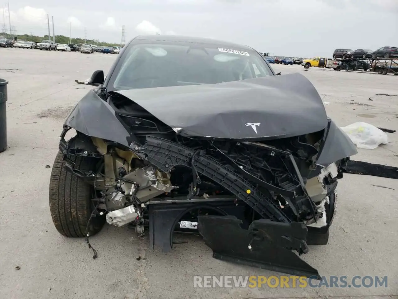 5 Photograph of a damaged car 5YJ3E1EB8RF717033 TESLA MODEL 3 2024