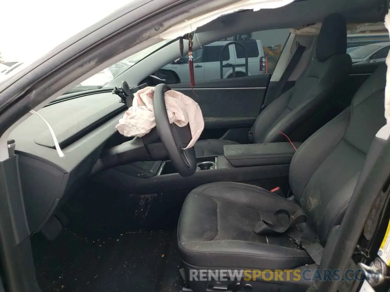 7 Photograph of a damaged car 5YJ3E1EB8RF717033 TESLA MODEL 3 2024