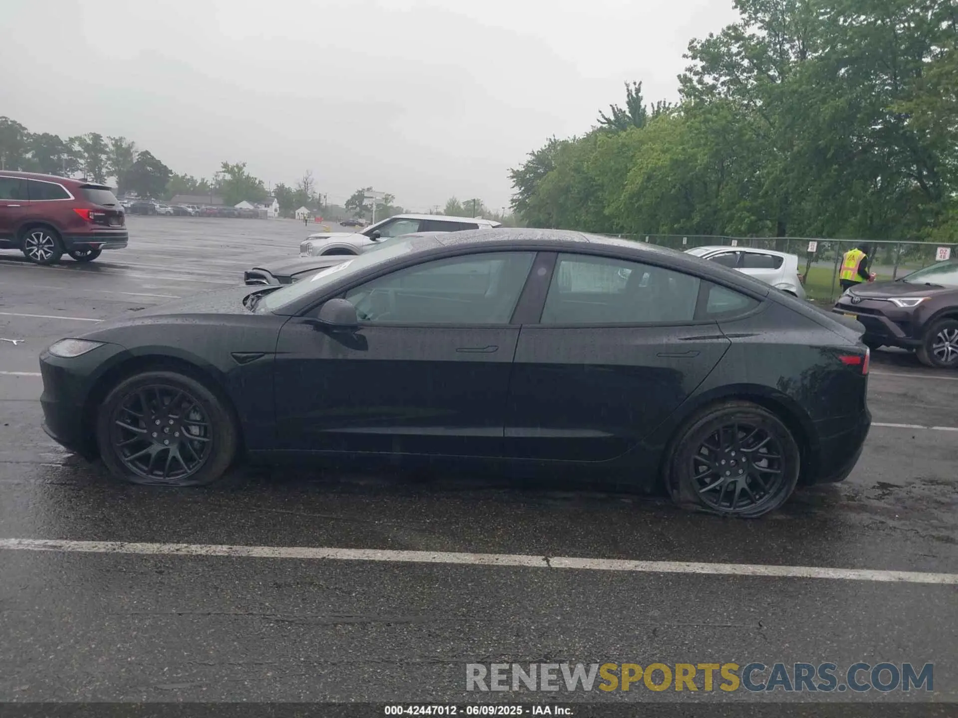 13 Photograph of a damaged car 5YJ3E1EB8RF733782 TESLA MODEL 3 2024
