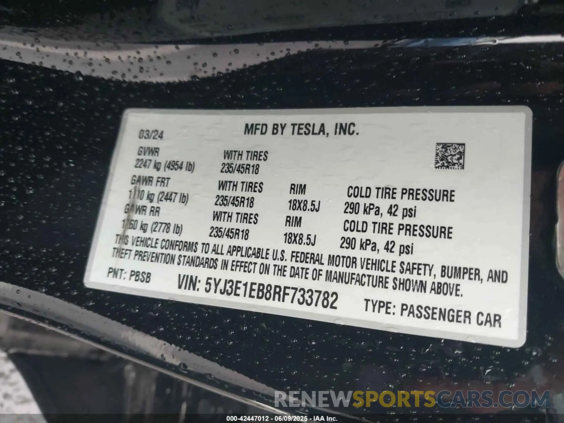 9 Photograph of a damaged car 5YJ3E1EB8RF733782 TESLA MODEL 3 2024
