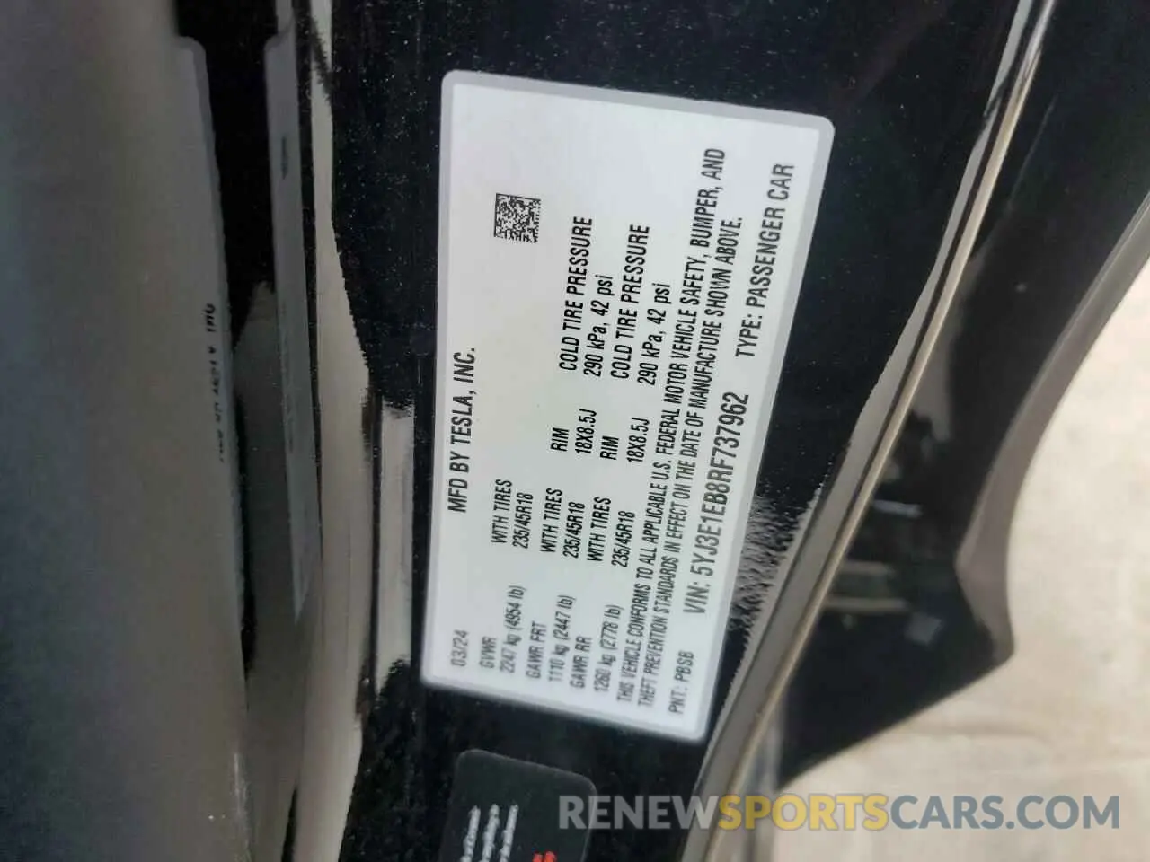 12 Photograph of a damaged car 5YJ3E1EB8RF737962 TESLA MODEL 3 2024