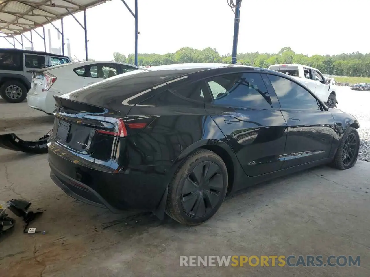 3 Photograph of a damaged car 5YJ3E1EB8RF737962 TESLA MODEL 3 2024