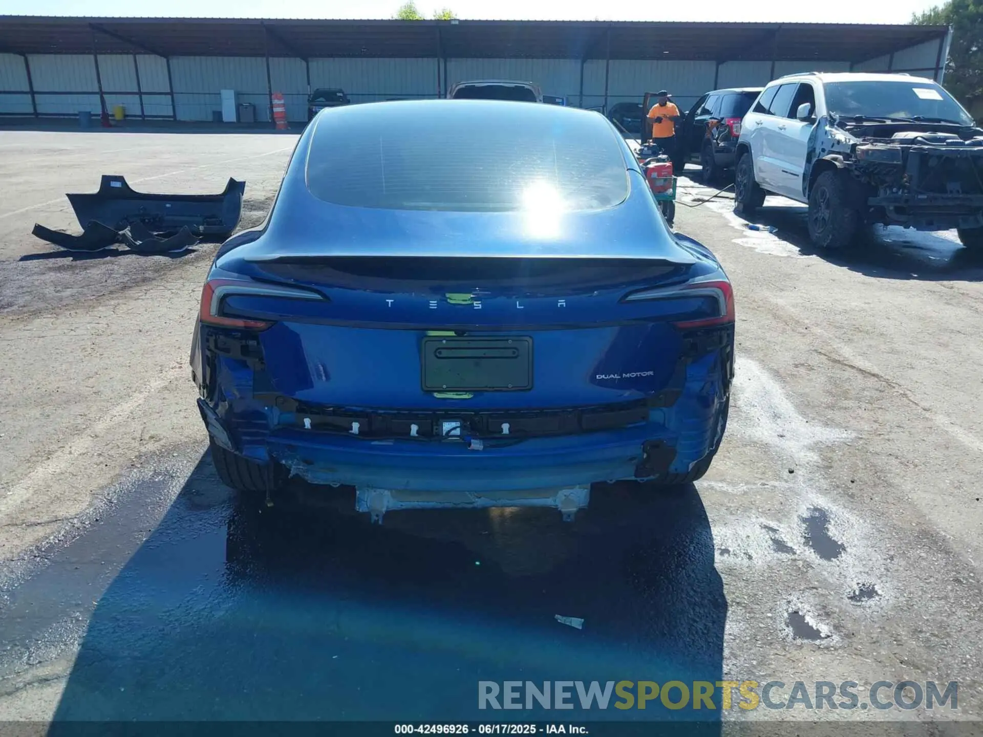 17 Photograph of a damaged car 5YJ3E1EB8RF738089 TESLA MODEL 3 2024