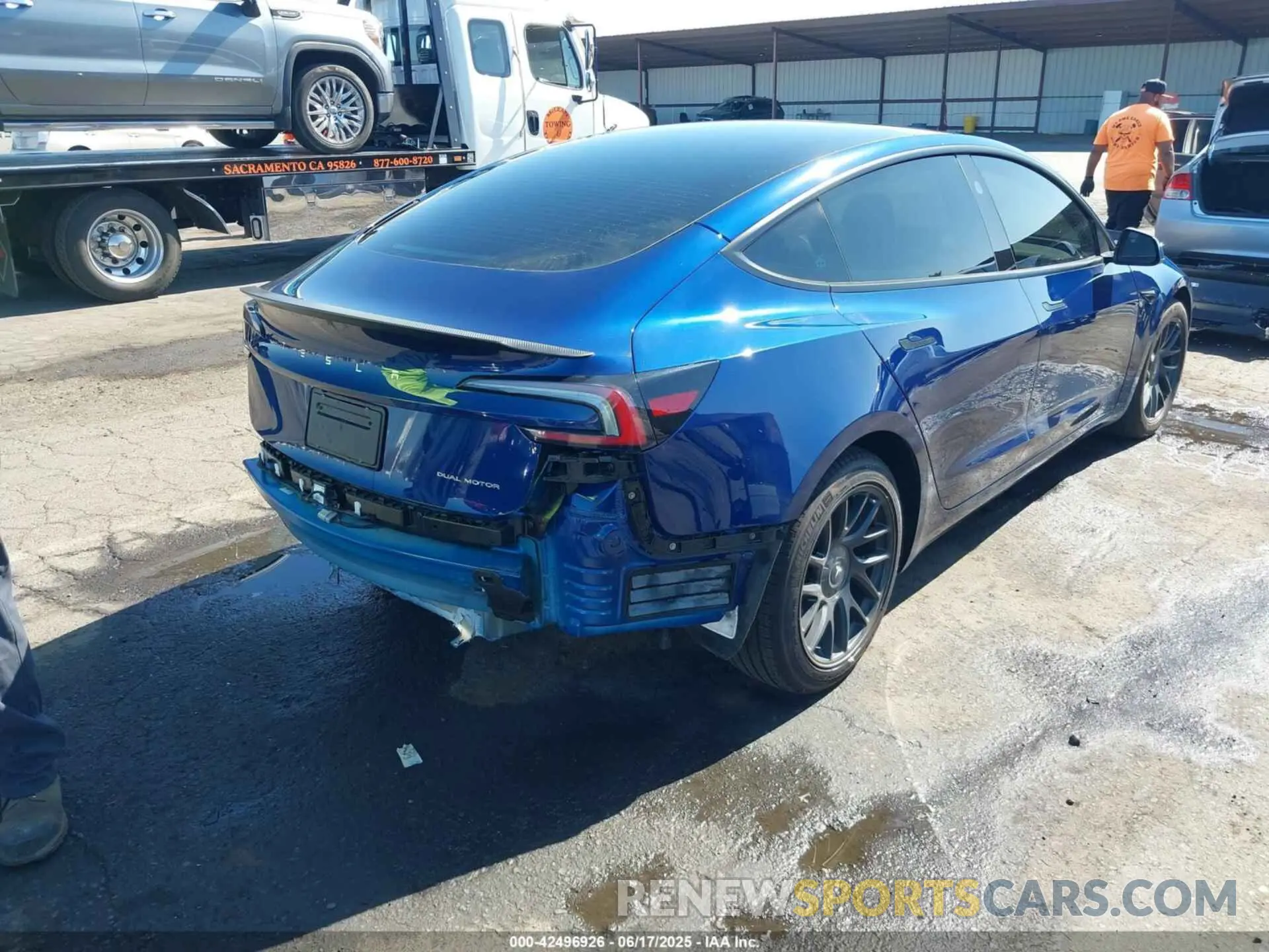 4 Photograph of a damaged car 5YJ3E1EB8RF738089 TESLA MODEL 3 2024