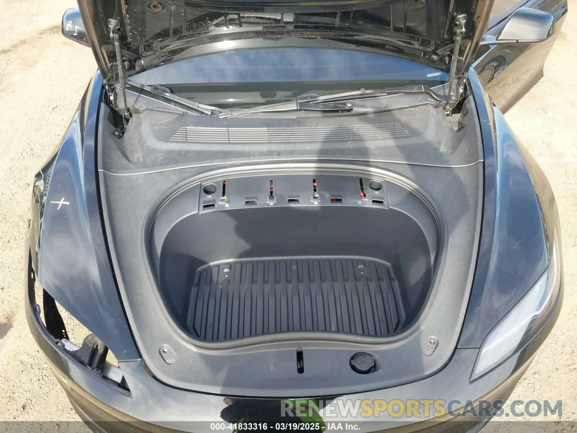 10 Photograph of a damaged car 5YJ3E1EB8RF793156 TESLA MODEL 3 2024