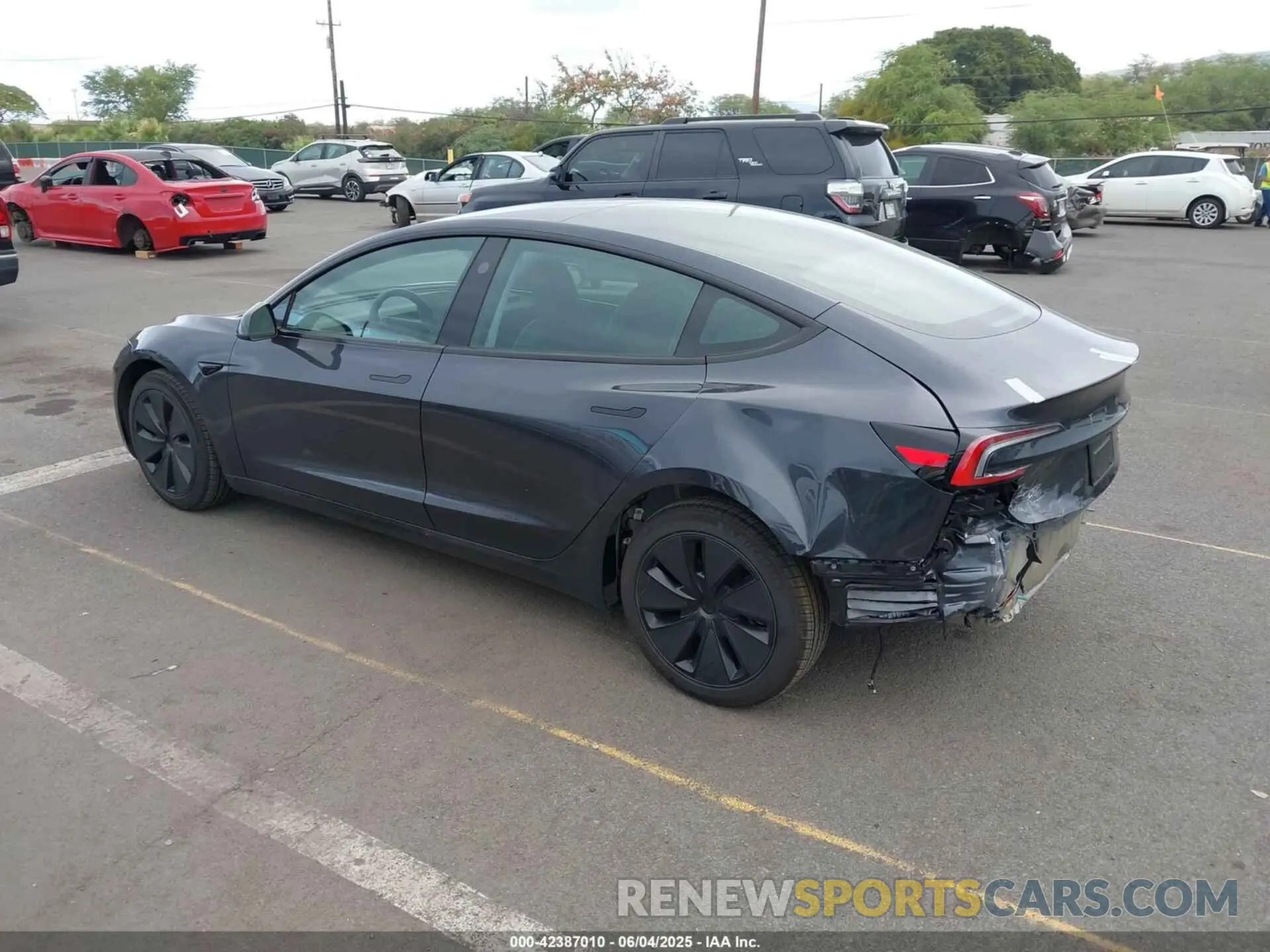 3 Photograph of a damaged car 5YJ3E1EB8RF812854 TESLA MODEL 3 2024