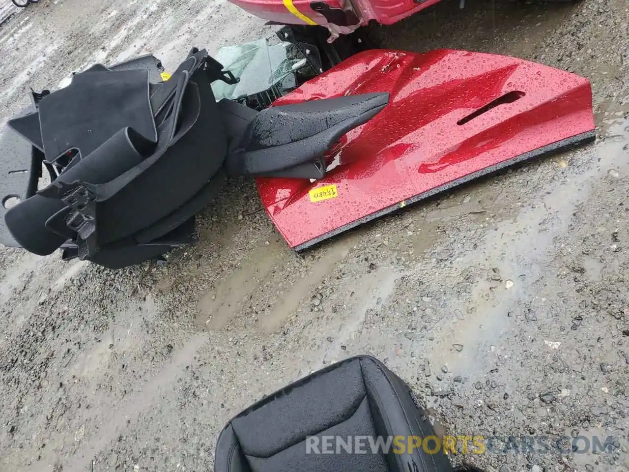 12 Photograph of a damaged car 5YJ3E1EB8RF843733 TESLA MODEL 3 2024