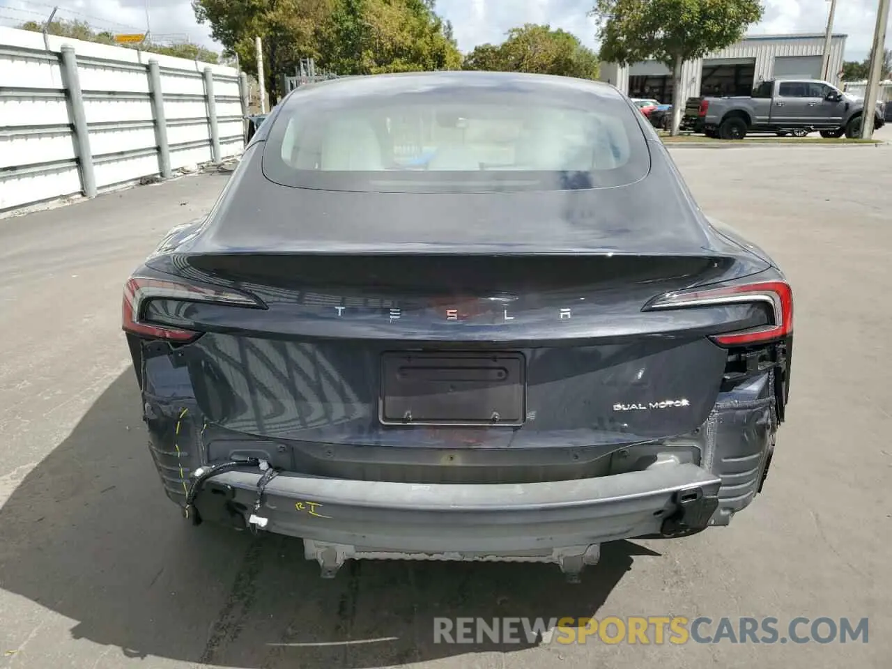6 Photograph of a damaged car 5YJ3E1EB8RF868583 TESLA MODEL 3 2024
