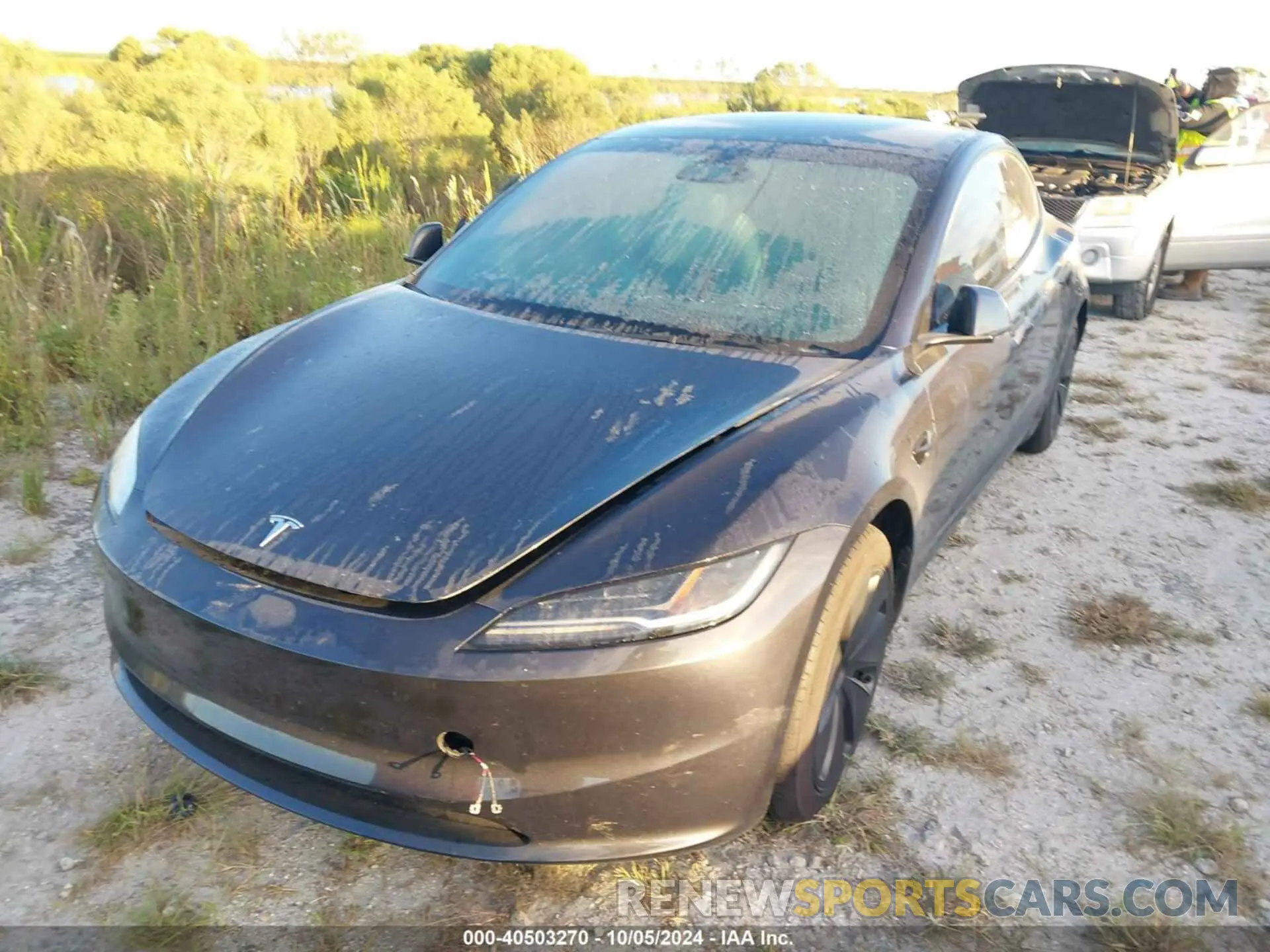 2 Photograph of a damaged car 5YJ3E1EB9RF755581 TESLA MODEL 3 2024