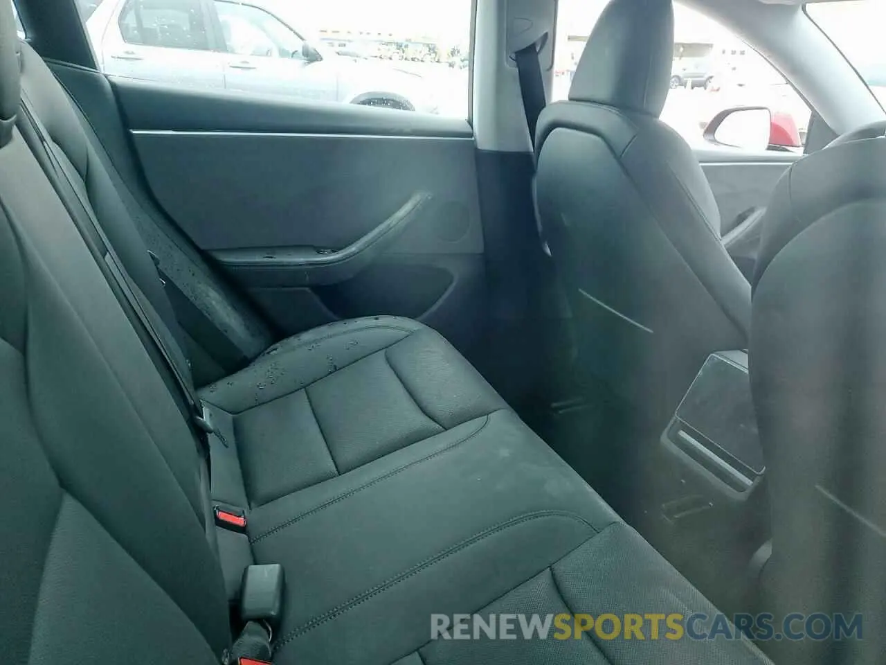 10 Photograph of a damaged car 5YJ3E1EB9RF755712 TESLA MODEL 3 2024