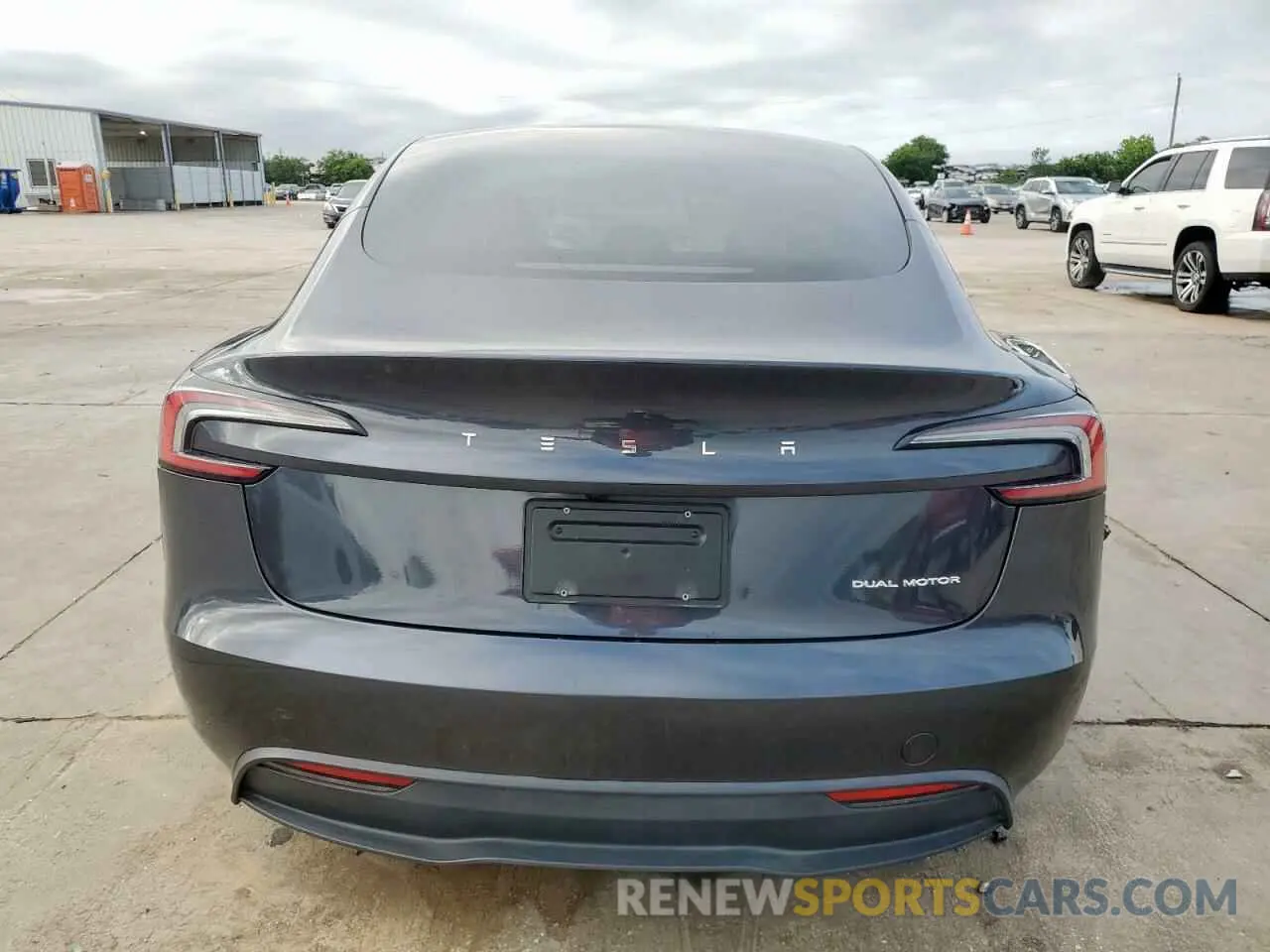 6 Photograph of a damaged car 5YJ3E1EB9RF798785 TESLA MODEL 3 2024
