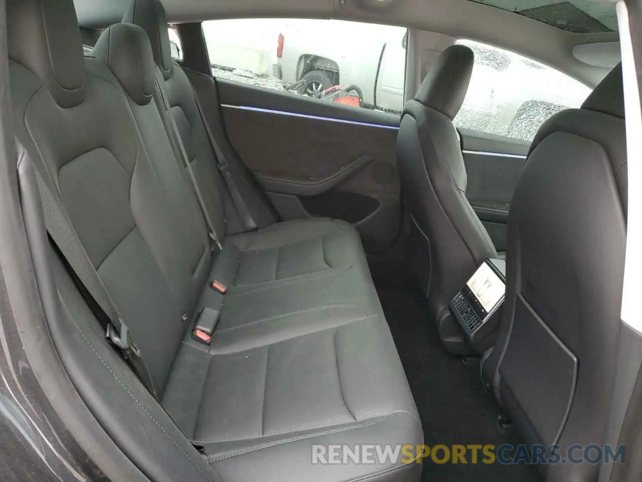 10 Photograph of a damaged car 5YJ3E1EB9RF810112 TESLA MODEL 3 2024