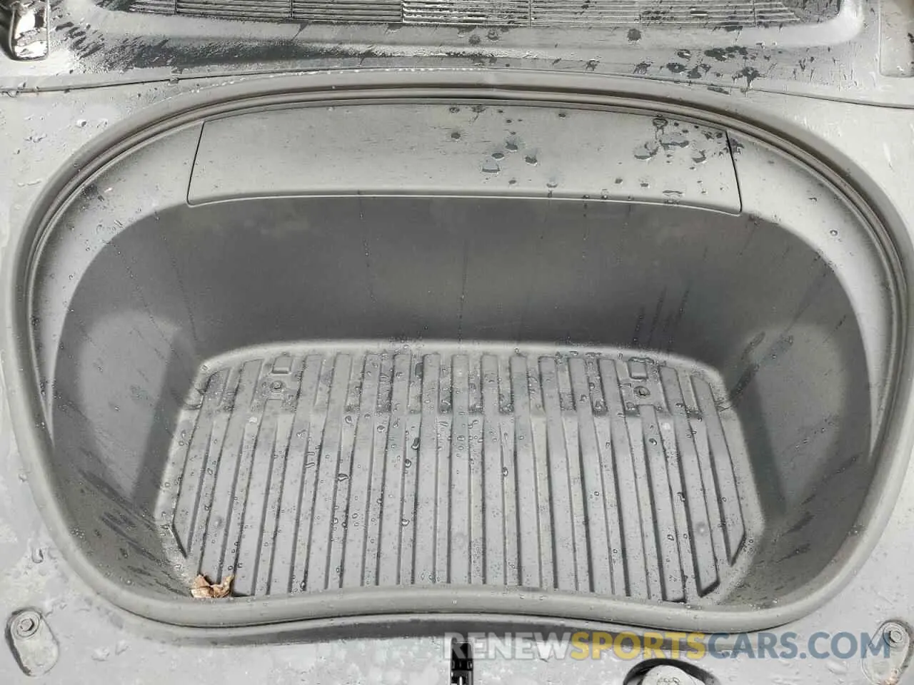 11 Photograph of a damaged car 5YJ3E1EB9RF810112 TESLA MODEL 3 2024