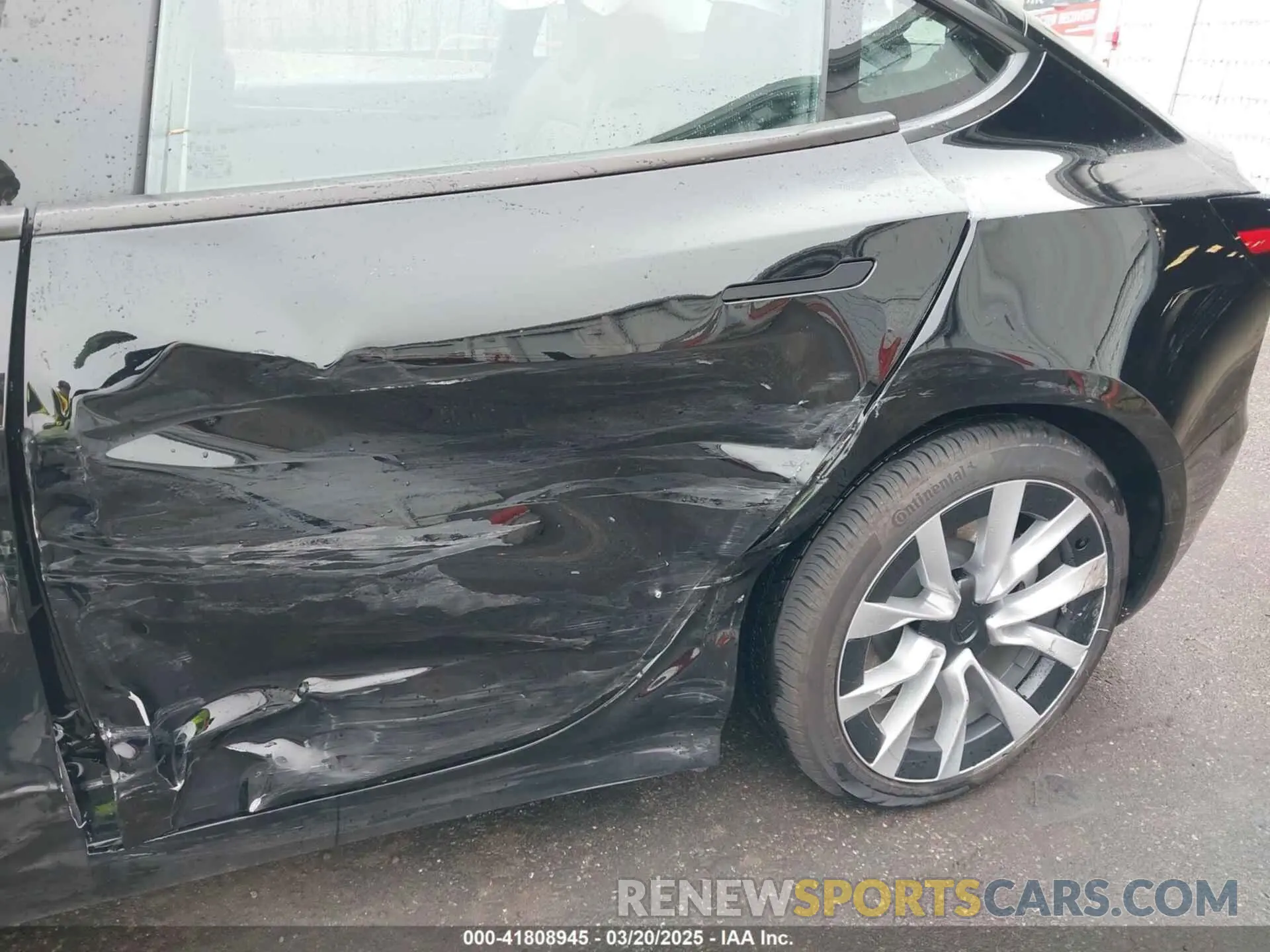 6 Photograph of a damaged car 5YJ3E1EBXRF768758 TESLA MODEL 3 2024