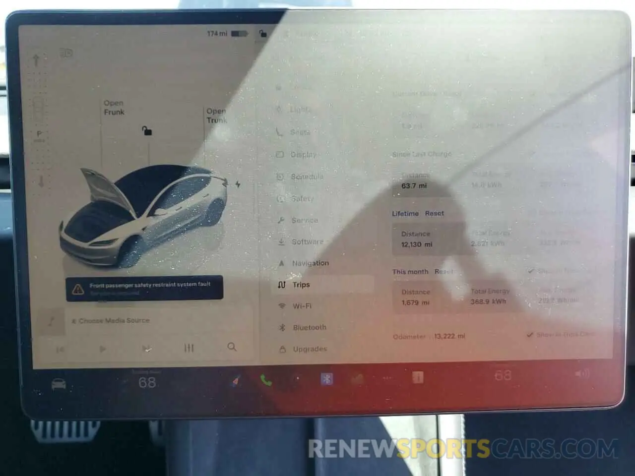 9 Photograph of a damaged car 5YJ3E1EBXRF796379 TESLA MODEL 3 2024