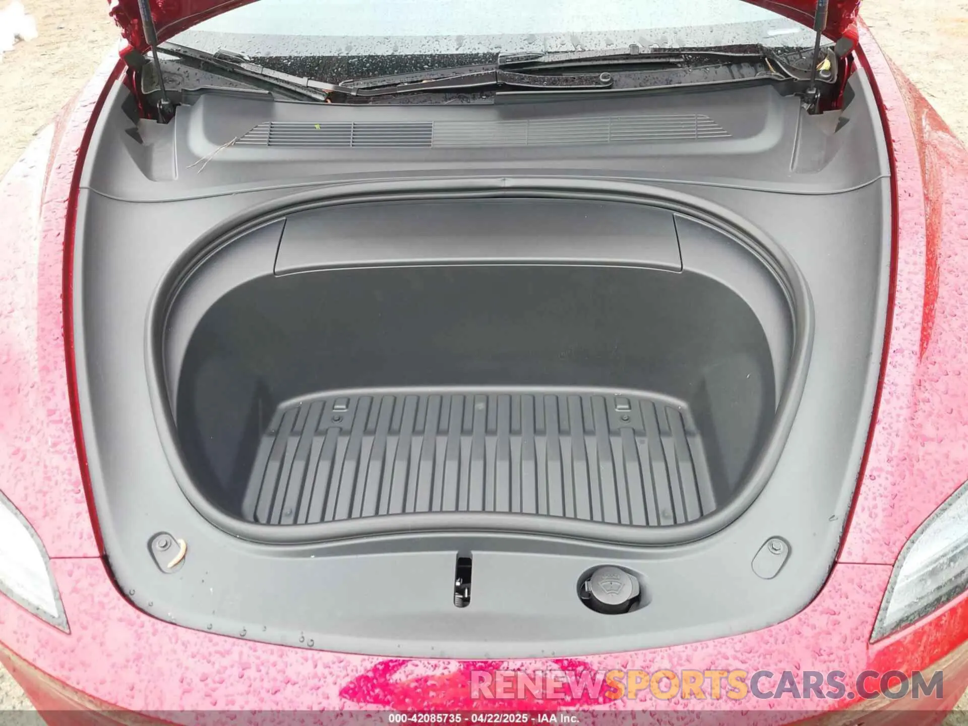 10 Photograph of a damaged car 5YJ3E1EBXRF810684 TESLA MODEL 3 2024