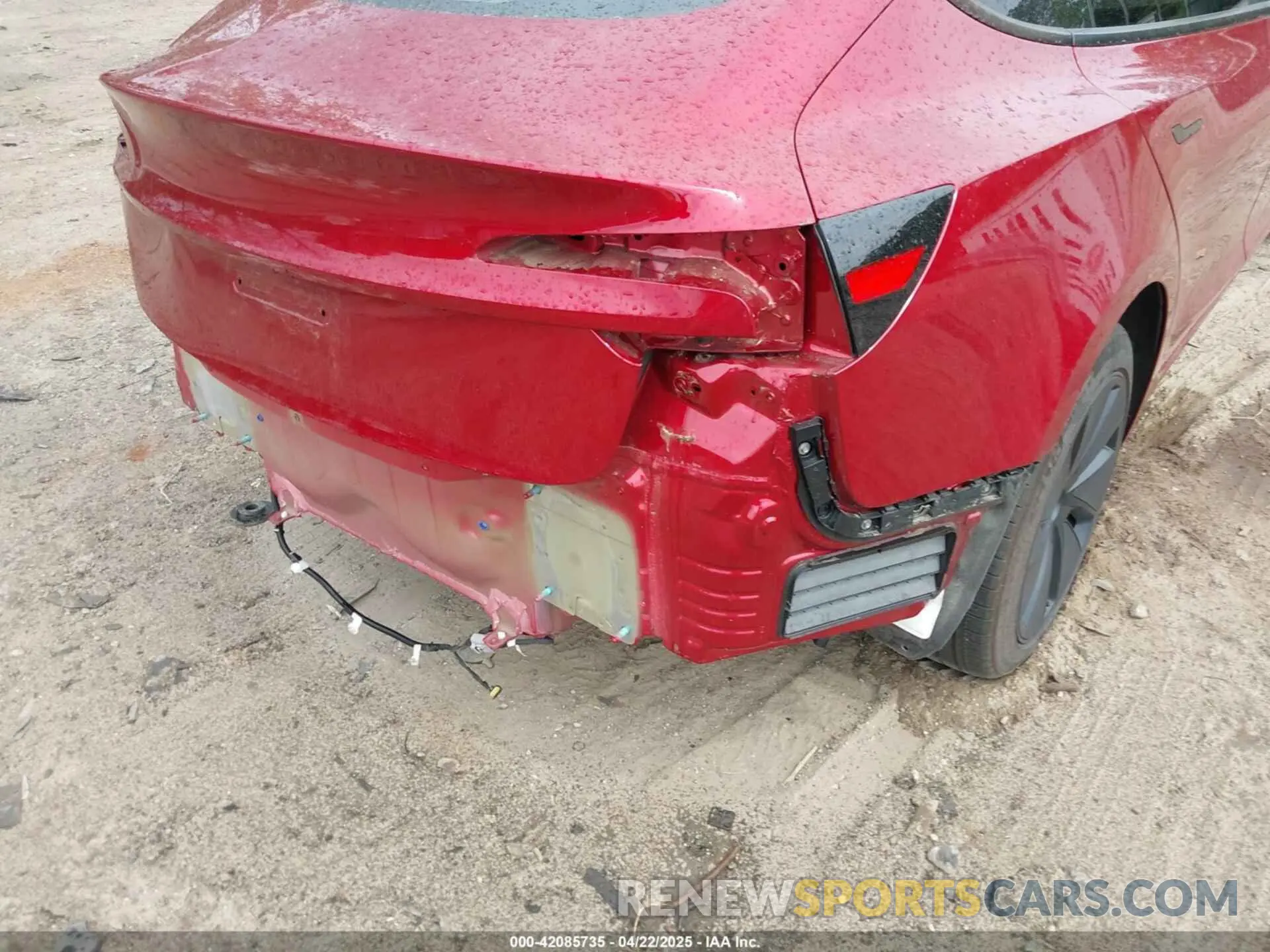 6 Photograph of a damaged car 5YJ3E1EBXRF810684 TESLA MODEL 3 2024
