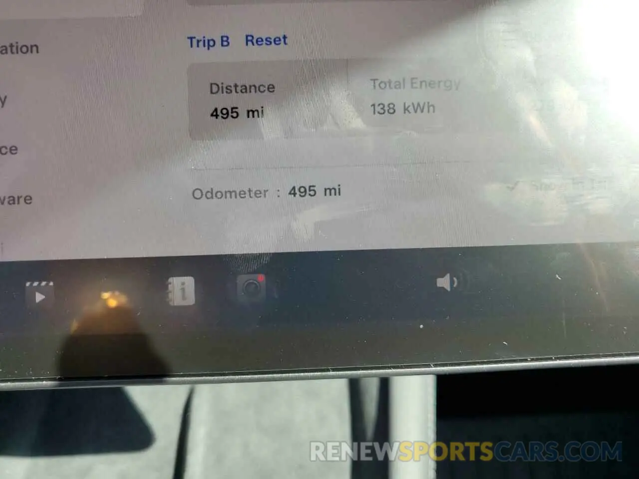 9 Photograph of a damaged car 5YJ3E1EBXRF810829 TESLA MODEL 3 2024