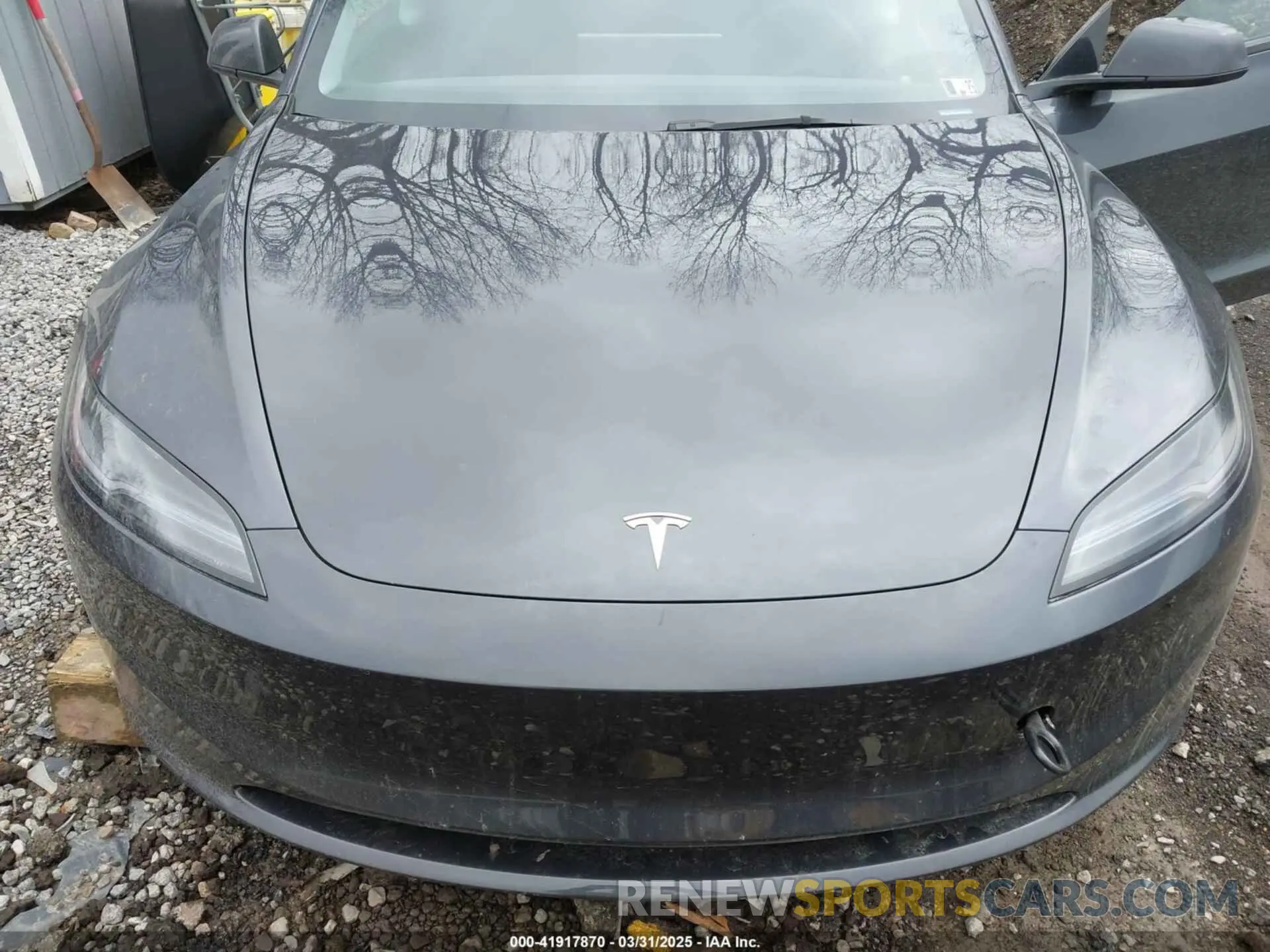 10 Photograph of a damaged car 5YJ3E1EBXRF813620 TESLA MODEL 3 2024