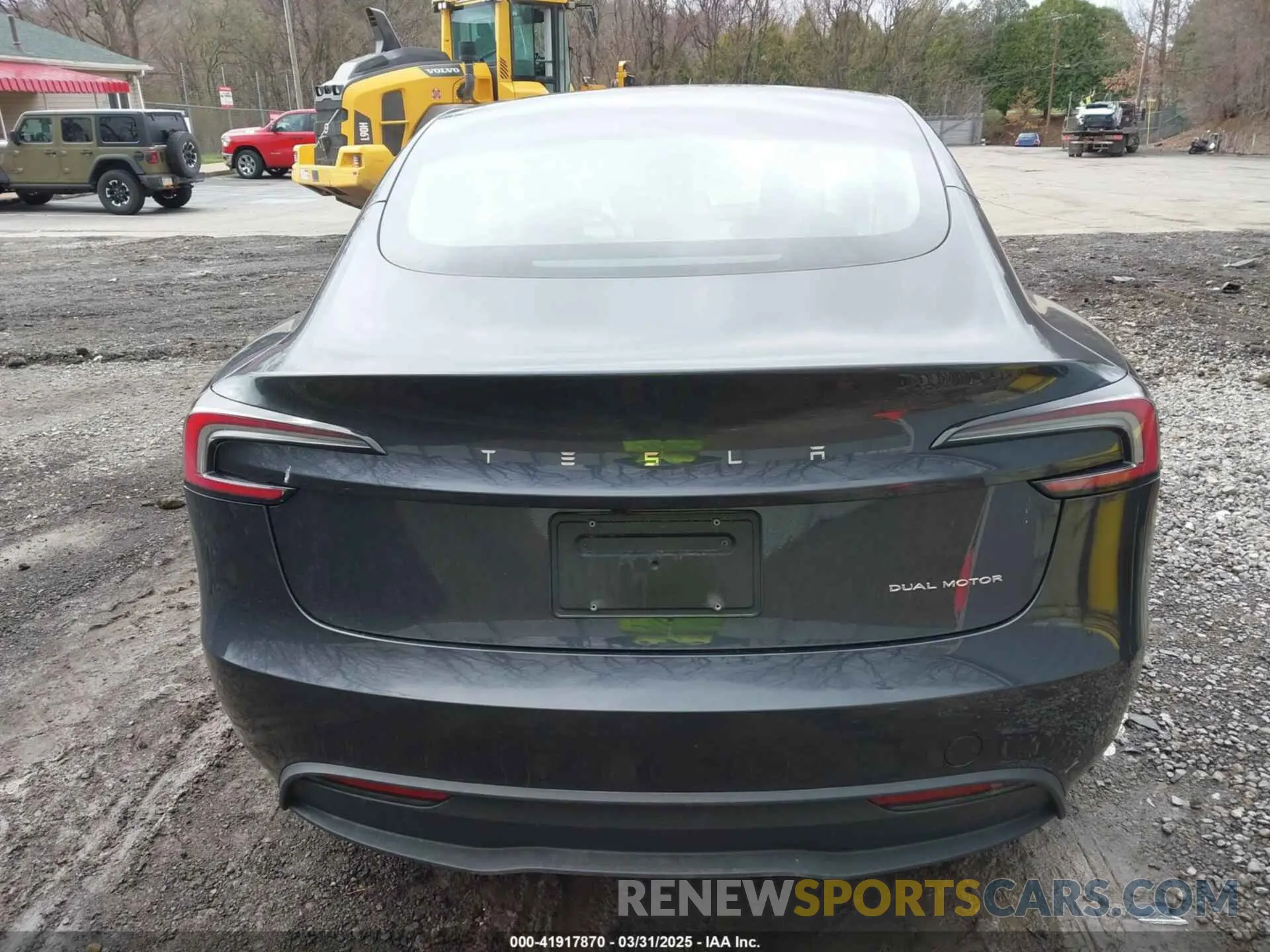17 Photograph of a damaged car 5YJ3E1EBXRF813620 TESLA MODEL 3 2024
