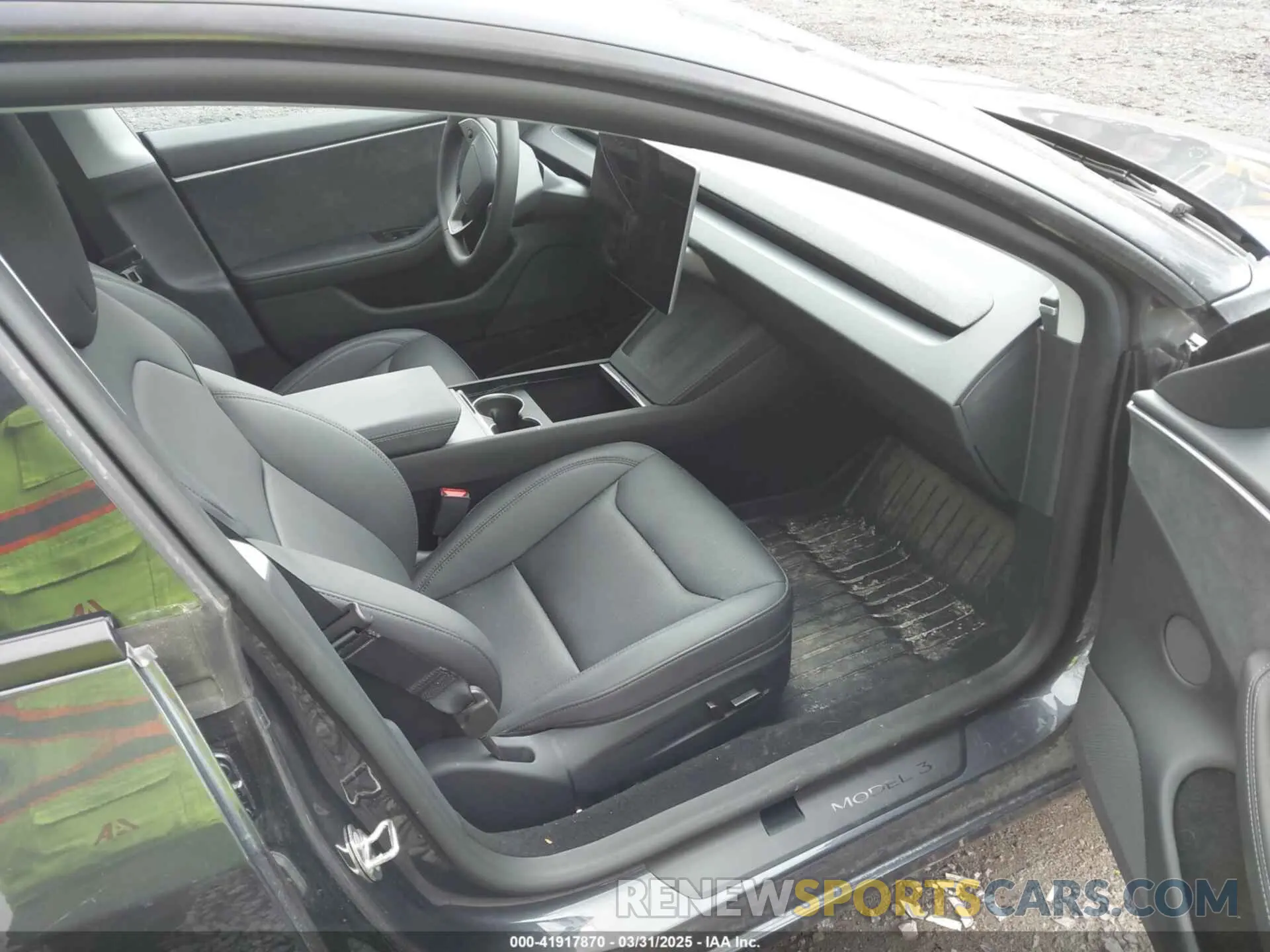 5 Photograph of a damaged car 5YJ3E1EBXRF813620 TESLA MODEL 3 2024