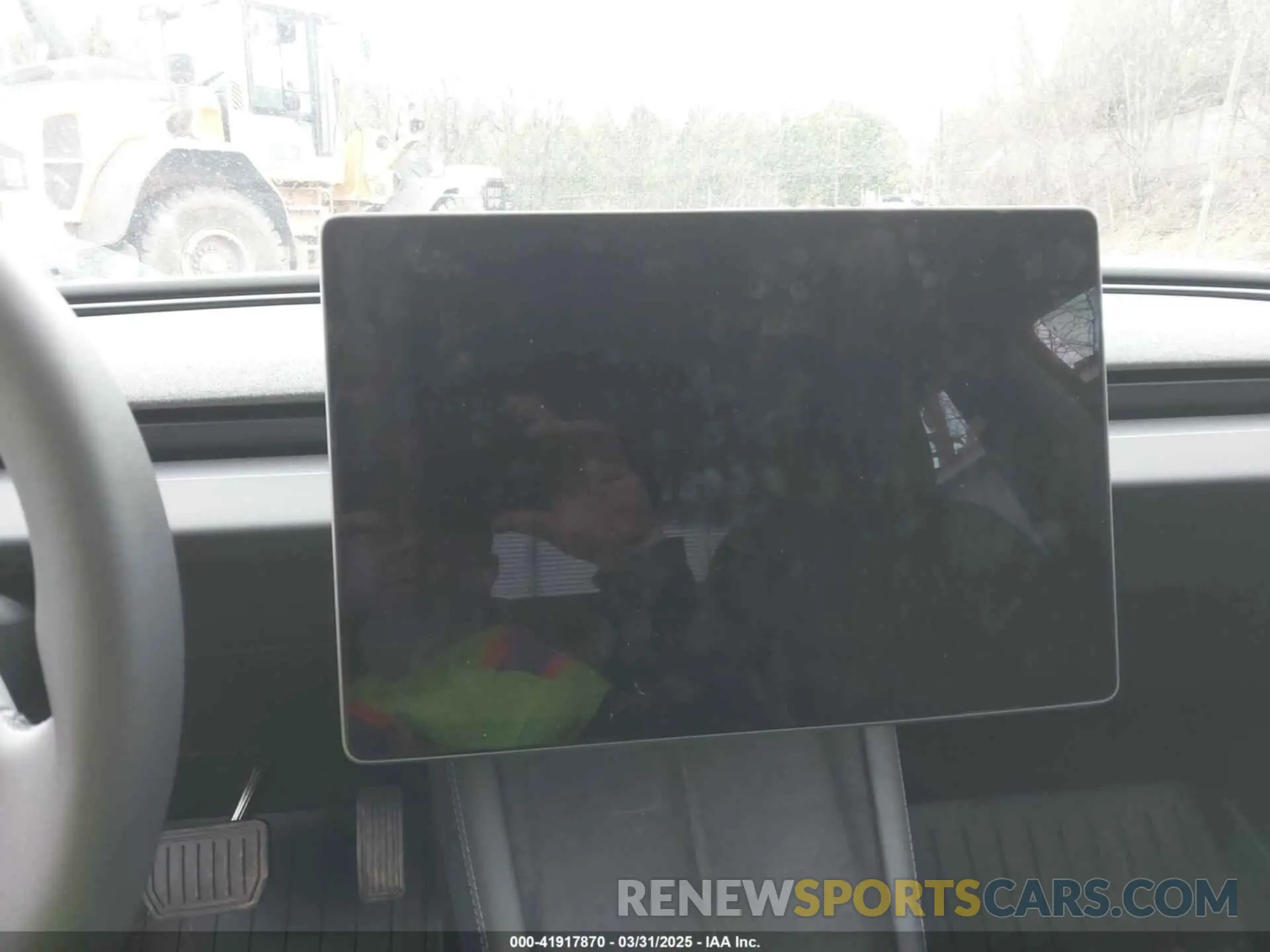 7 Photograph of a damaged car 5YJ3E1EBXRF813620 TESLA MODEL 3 2024