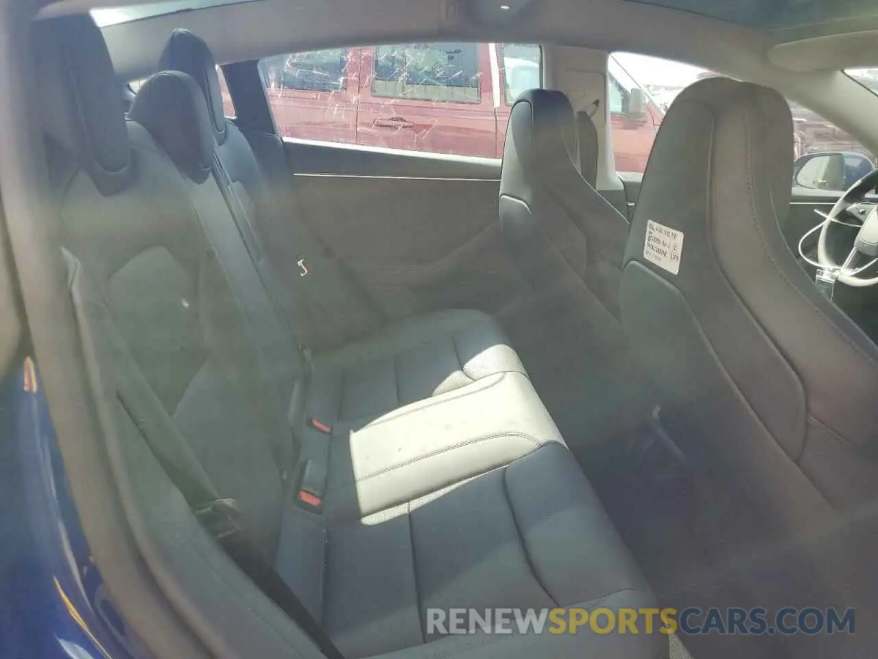 10 Photograph of a damaged car 5YJ3E1ET0RF829432 TESLA MODEL 3 2024