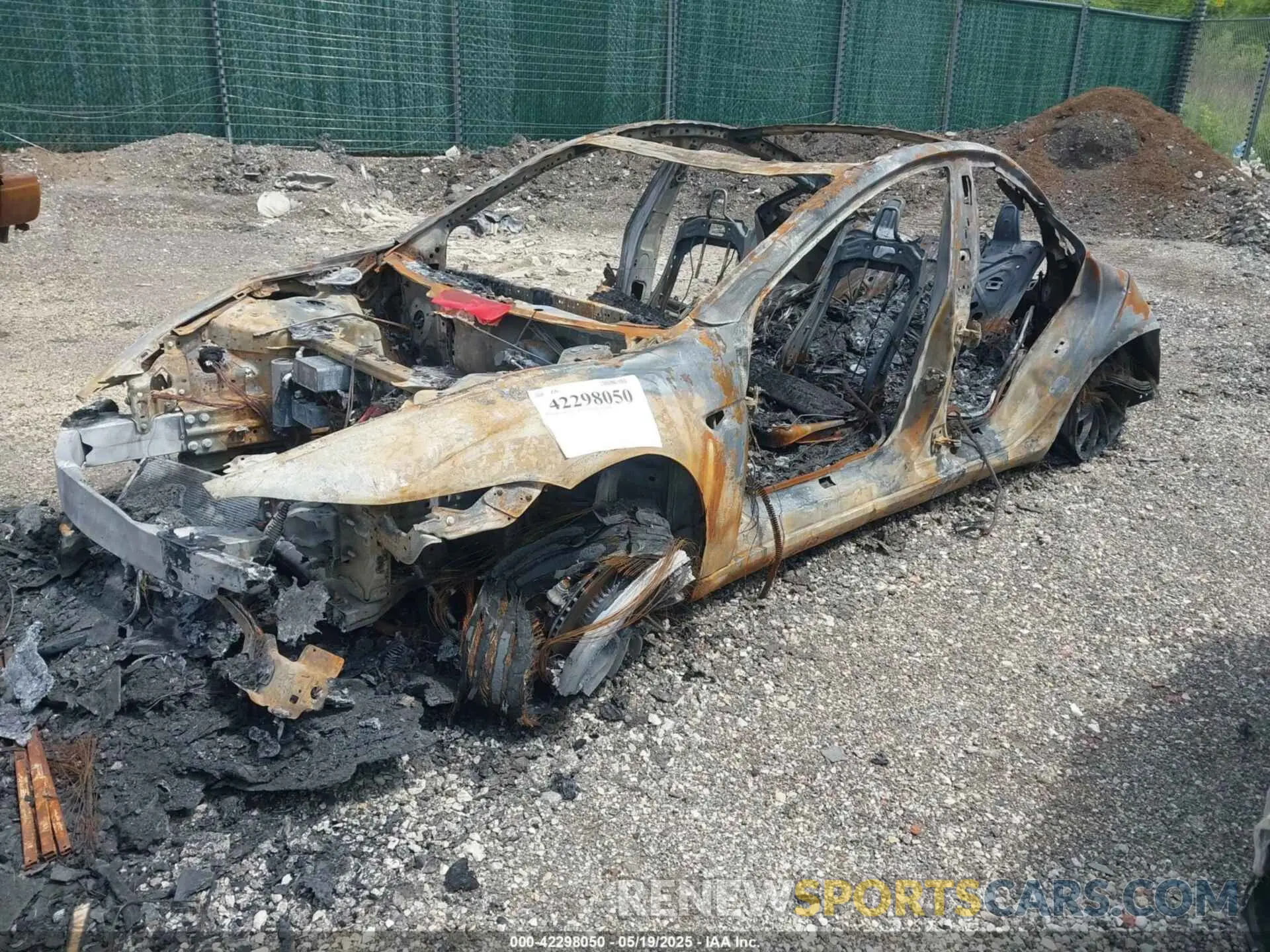 2 Photograph of a damaged car 5YJ3E1ET0RF870515 TESLA MODEL 3 2024