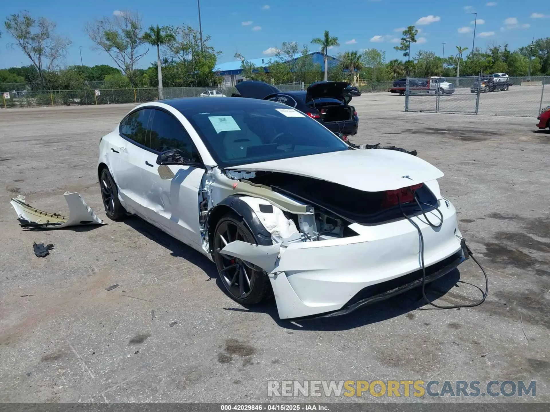 6 Photograph of a damaged car 5YJ3E1ET0RF885497 TESLA MODEL 3 2024