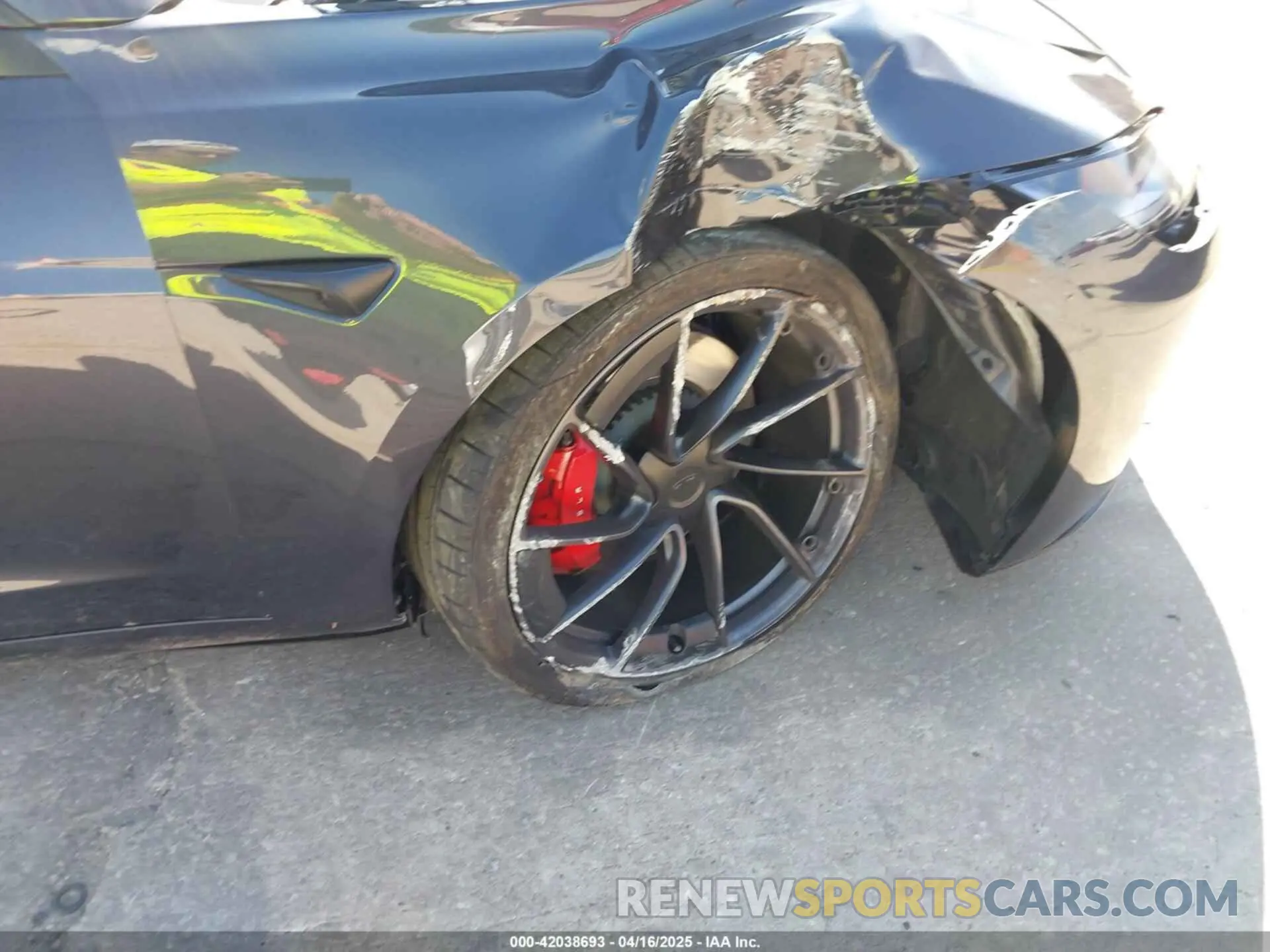 6 Photograph of a damaged car 5YJ3E1ET0RF900709 TESLA MODEL 3 2024