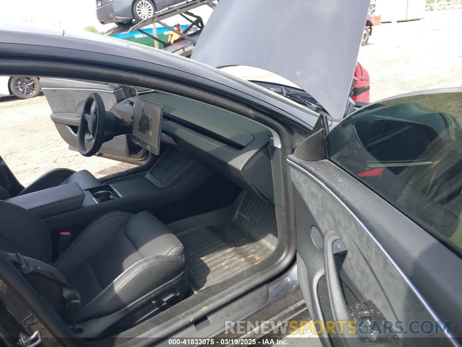 5 Photograph of a damaged car 5YJ3E1ET1RF830749 TESLA MODEL 3 2024