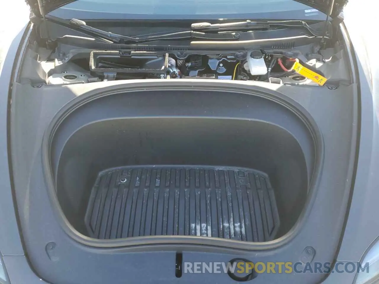 11 Photograph of a damaged car 5YJ3E1ET1RF834915 TESLA MODEL 3 2024