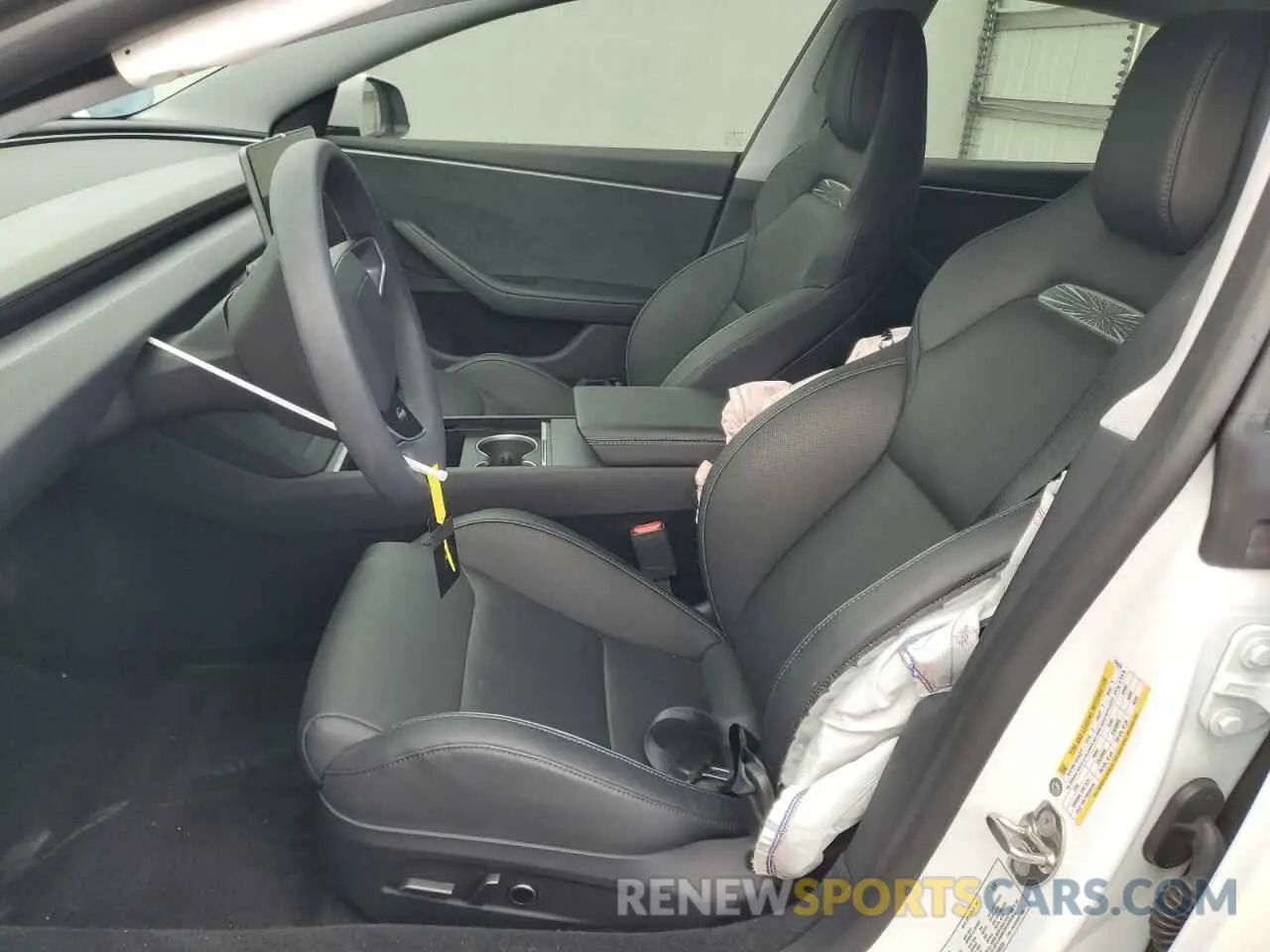 7 Photograph of a damaged car 5YJ3E1ET2RF790004 TESLA MODEL 3 2024