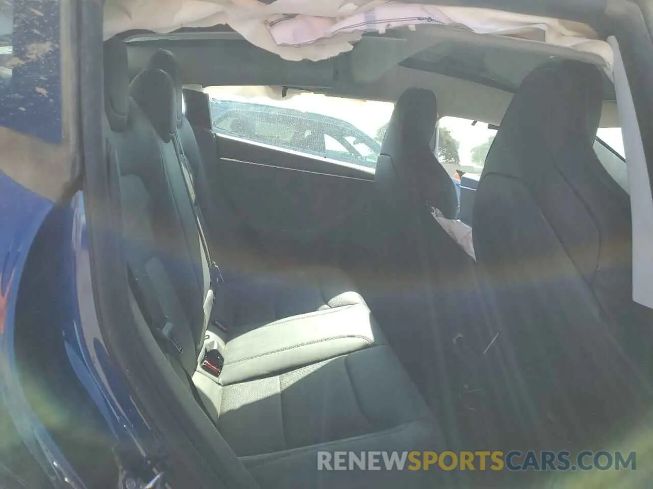 10 Photograph of a damaged car 5YJ3E1ET2RF801776 TESLA MODEL 3 2024