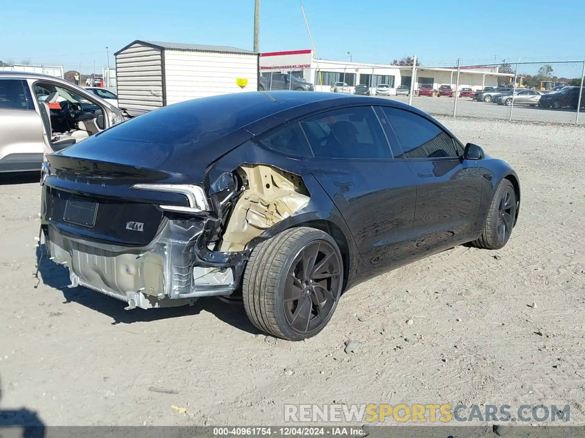 4 Photograph of a damaged car 5YJ3E1ET2RF822708 TESLA MODEL 3 2024