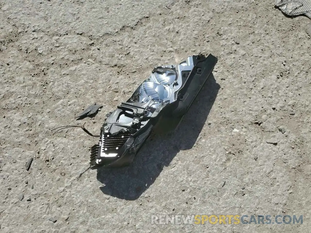 12 Photograph of a damaged car 5YJ3E1ET2RF869527 TESLA MODEL 3 2024