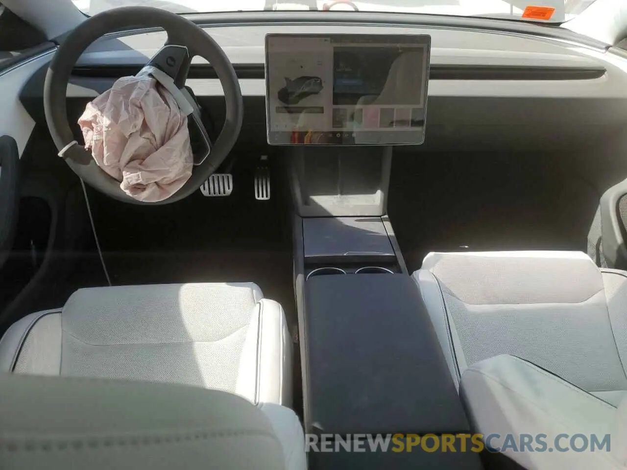 8 Photograph of a damaged car 5YJ3E1ET2RF869527 TESLA MODEL 3 2024