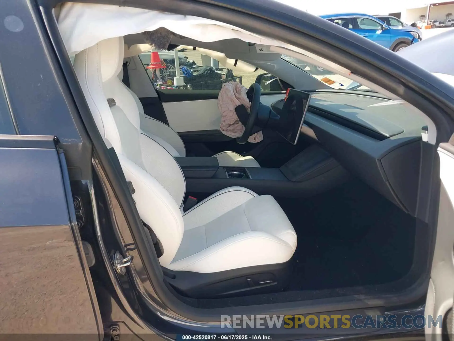 5 Photograph of a damaged car 5YJ3E1ET3RF769257 TESLA MODEL 3 2024