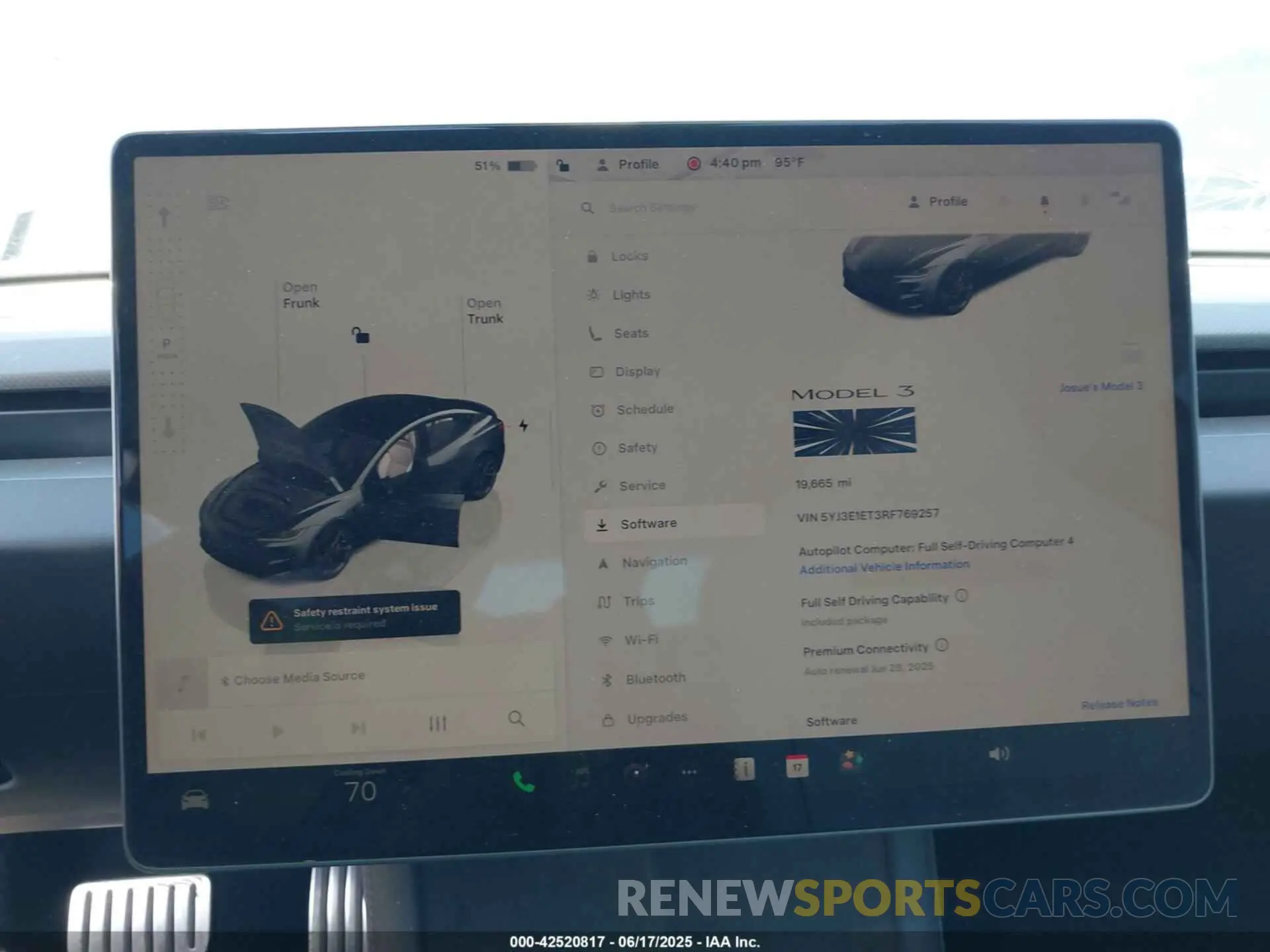 7 Photograph of a damaged car 5YJ3E1ET3RF769257 TESLA MODEL 3 2024