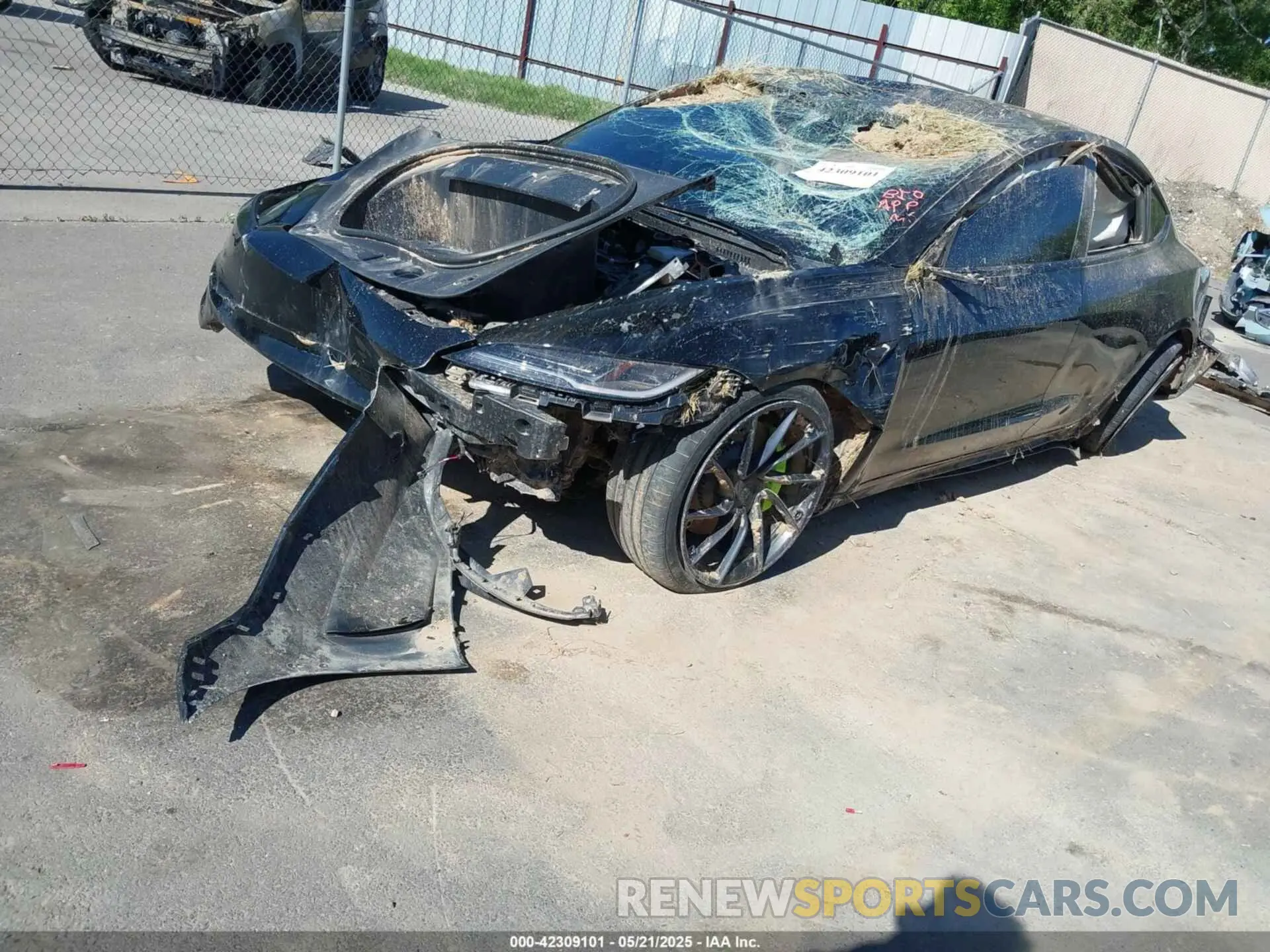 2 Photograph of a damaged car 5YJ3E1ET3RF789461 TESLA MODEL 3 2024