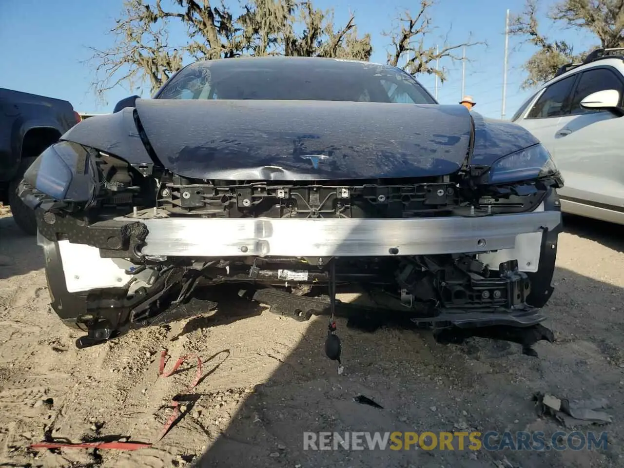 5 Photograph of a damaged car 5YJ3E1ET4RF826212 TESLA MODEL 3 2024
