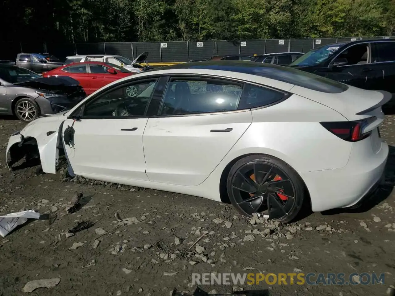 2 Photograph of a damaged car 5YJ3E1ET4RF827439 TESLA MODEL 3 2024